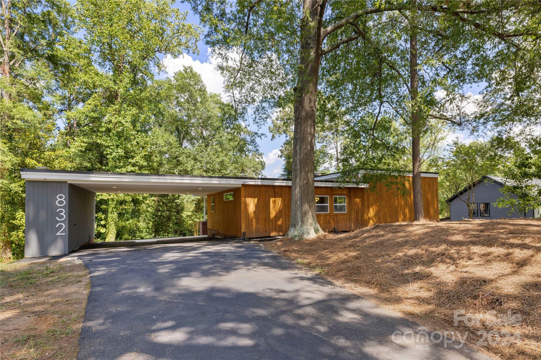 Property Photo:  832 Paramount Circle  NC 28052 