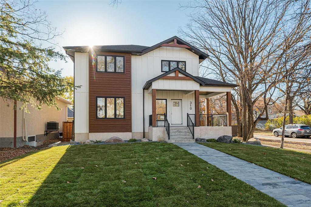 Photo de la propriété:  310 Maplewood Avenue  MB R3L 1A7 