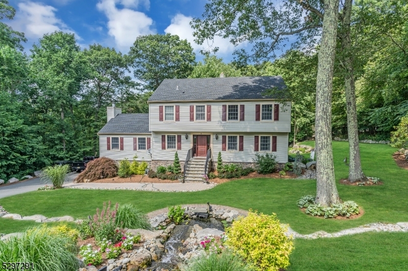 Property Photo:  4 Joan Dr  NJ 07874 