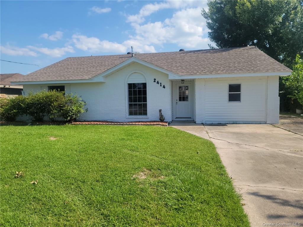 Property Photo: 2414 13th Street LA 70601
