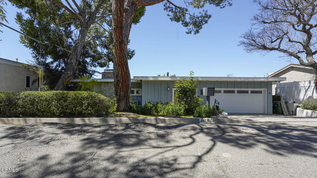 Property Photo:  5205 Calatrana Drive  CA 91364 