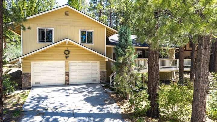 Property Photo: 42376 Avalon Road CA 92315