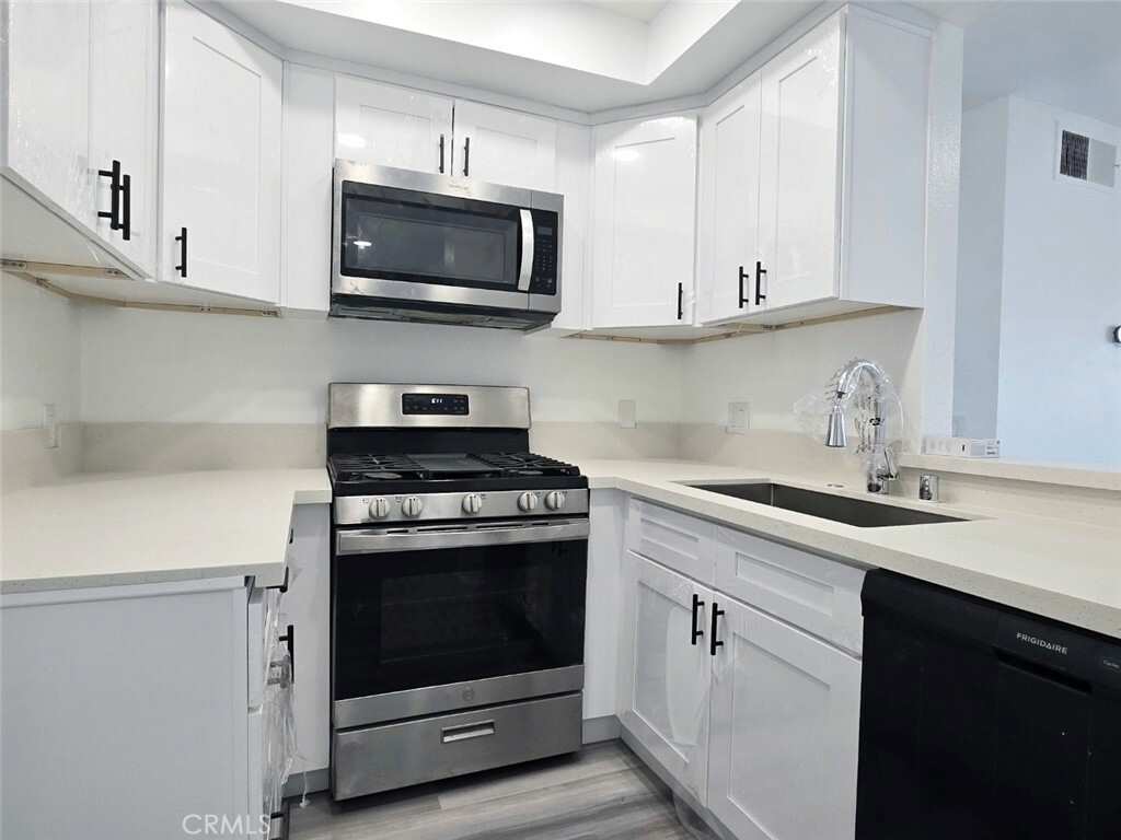 Property Photo:  600 W 3rd Street A311  CA 92701 