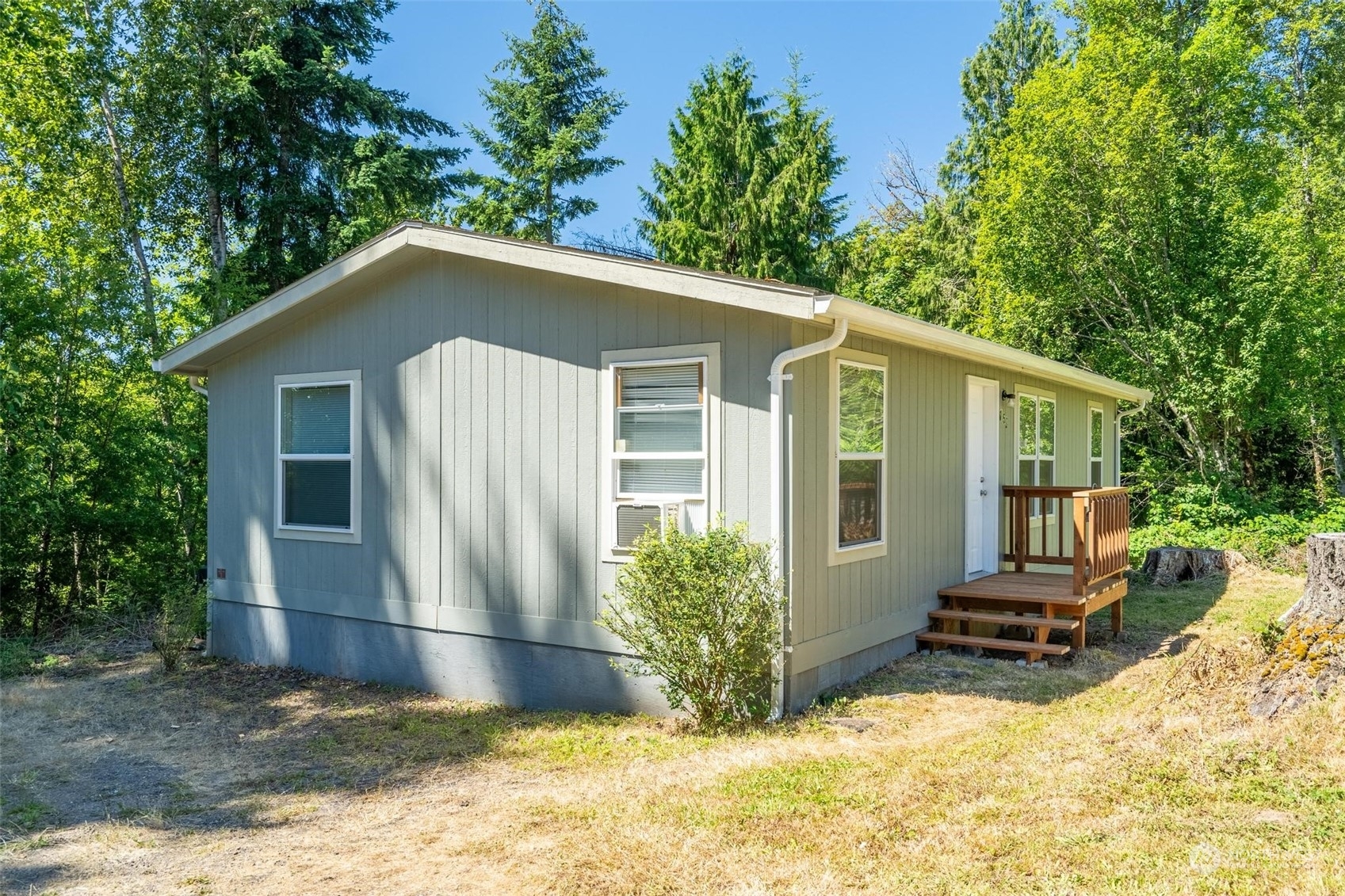 Property Photo:  150 Freddie Lane  WA 98632 