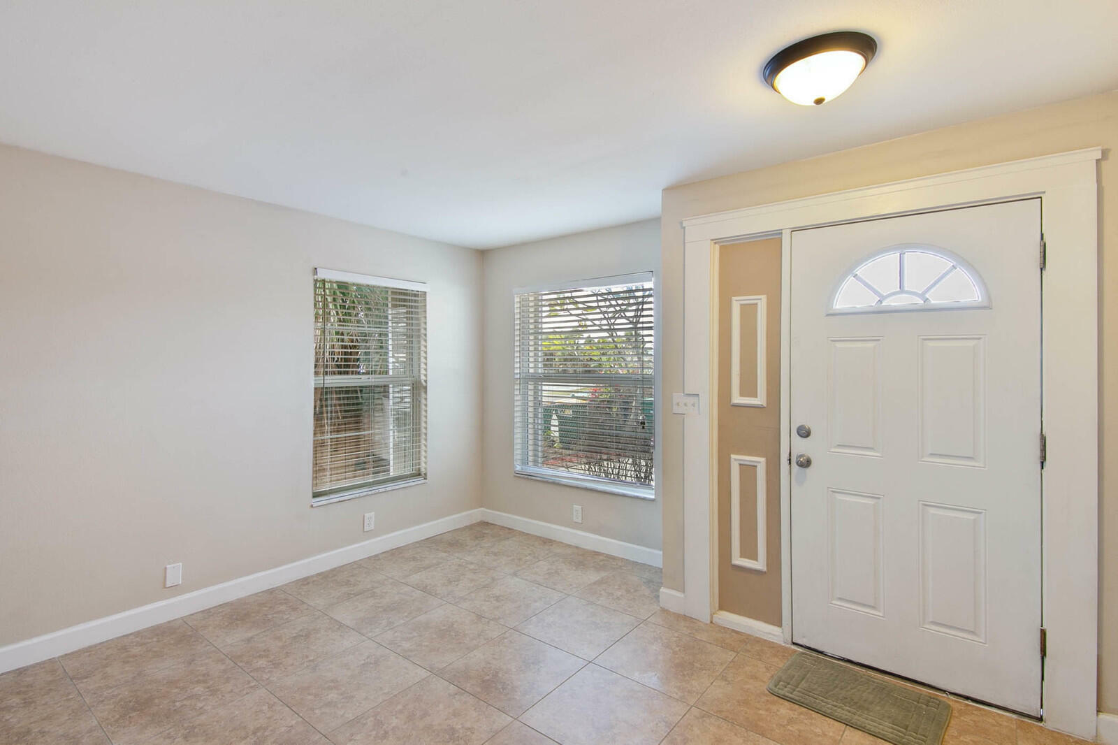 Property Photo:  871 S Orlando Avenue  FL 32931 