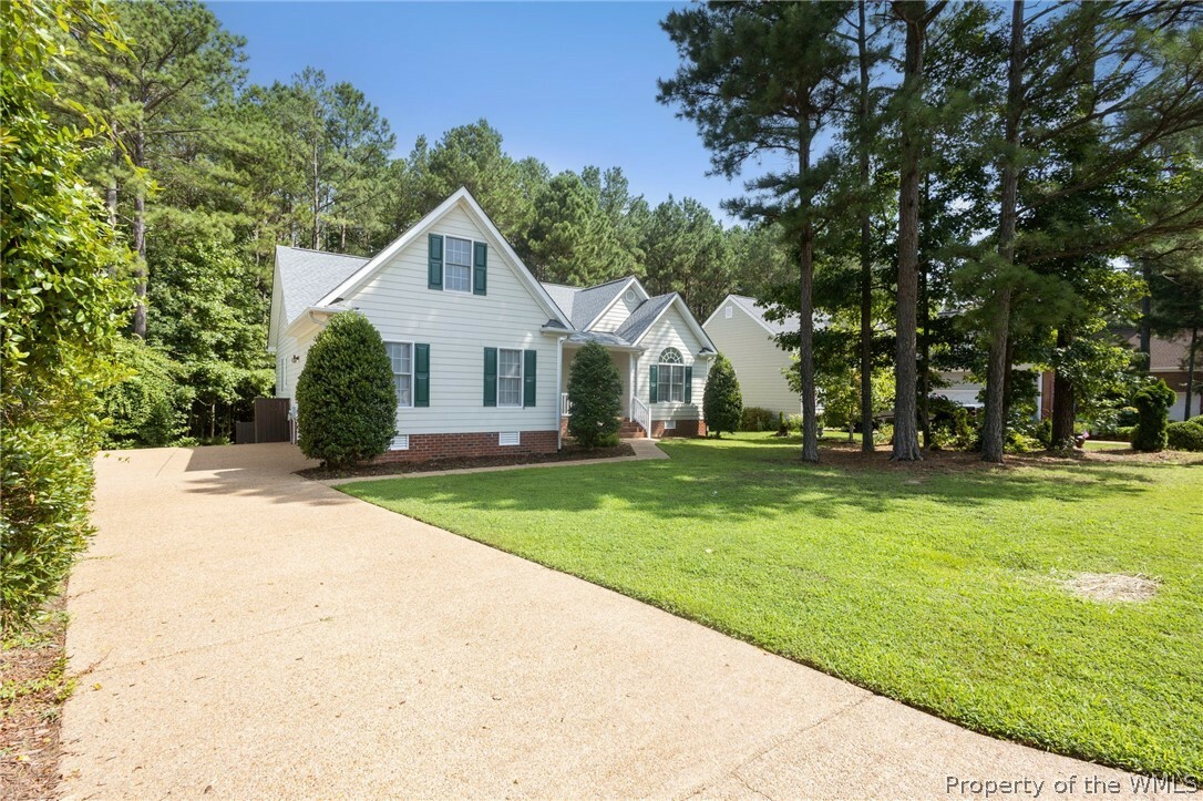 Property Photo:  4842 Kingshire Drive  VA 23140 