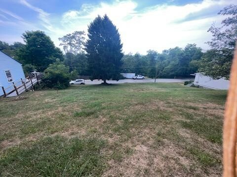 Property Photo:  Lot 40 Cloverdale Ave  PA 15317 