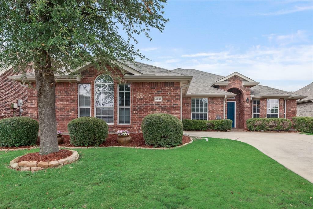 Photo de la propriété:  6232 Crestmoor Lane  TX 75048 