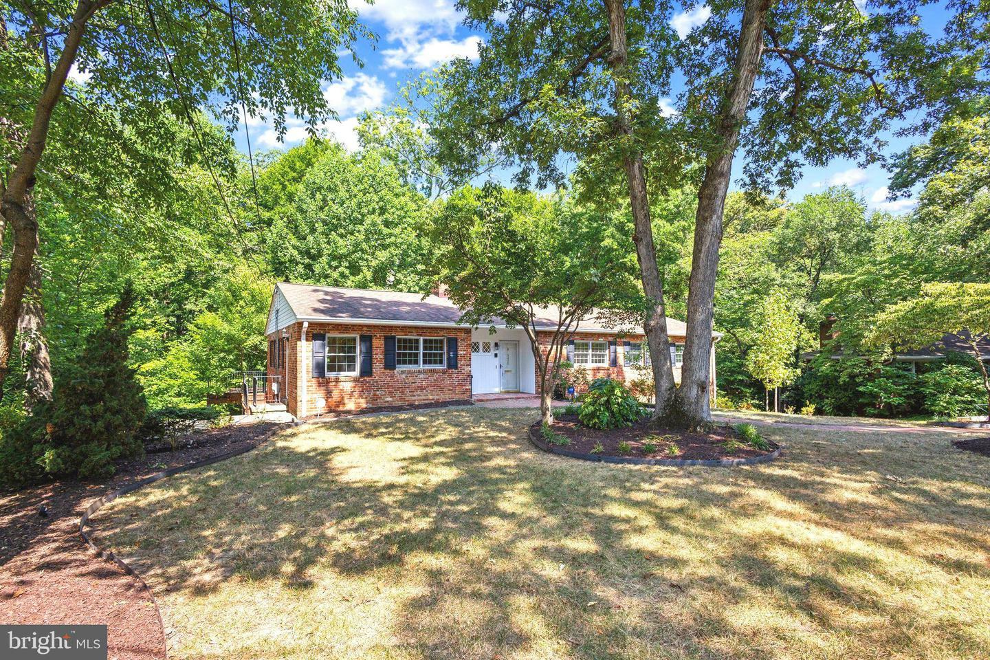 Property Photo:  3420 Blair Road  VA 22041 