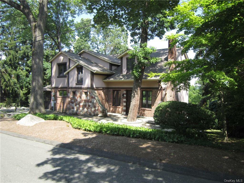 Property Photo:  48 Lindbergh Lane  NY 10956 