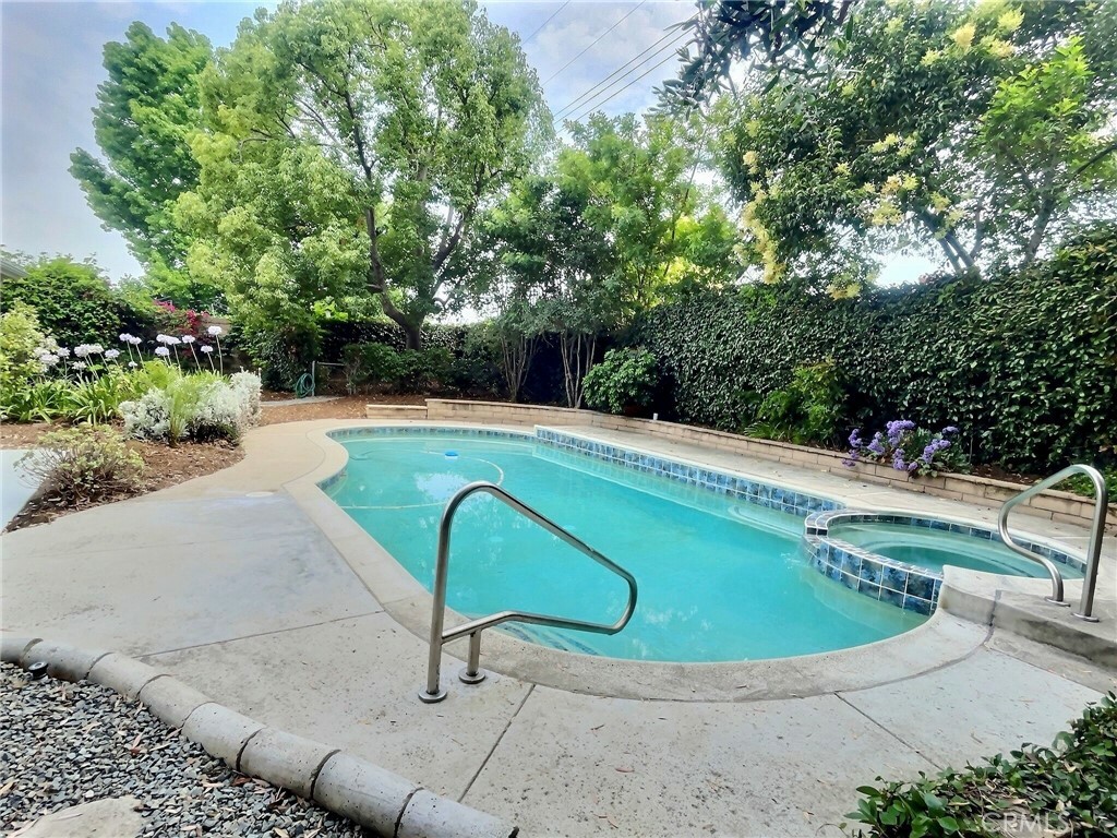 Property Photo:  24791 Lobo Drive  CA 92630 