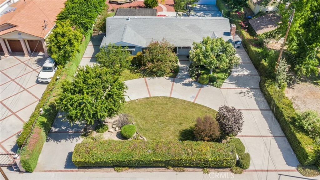 Property Photo:  23453 Burbank Boulevard  CA 91367 