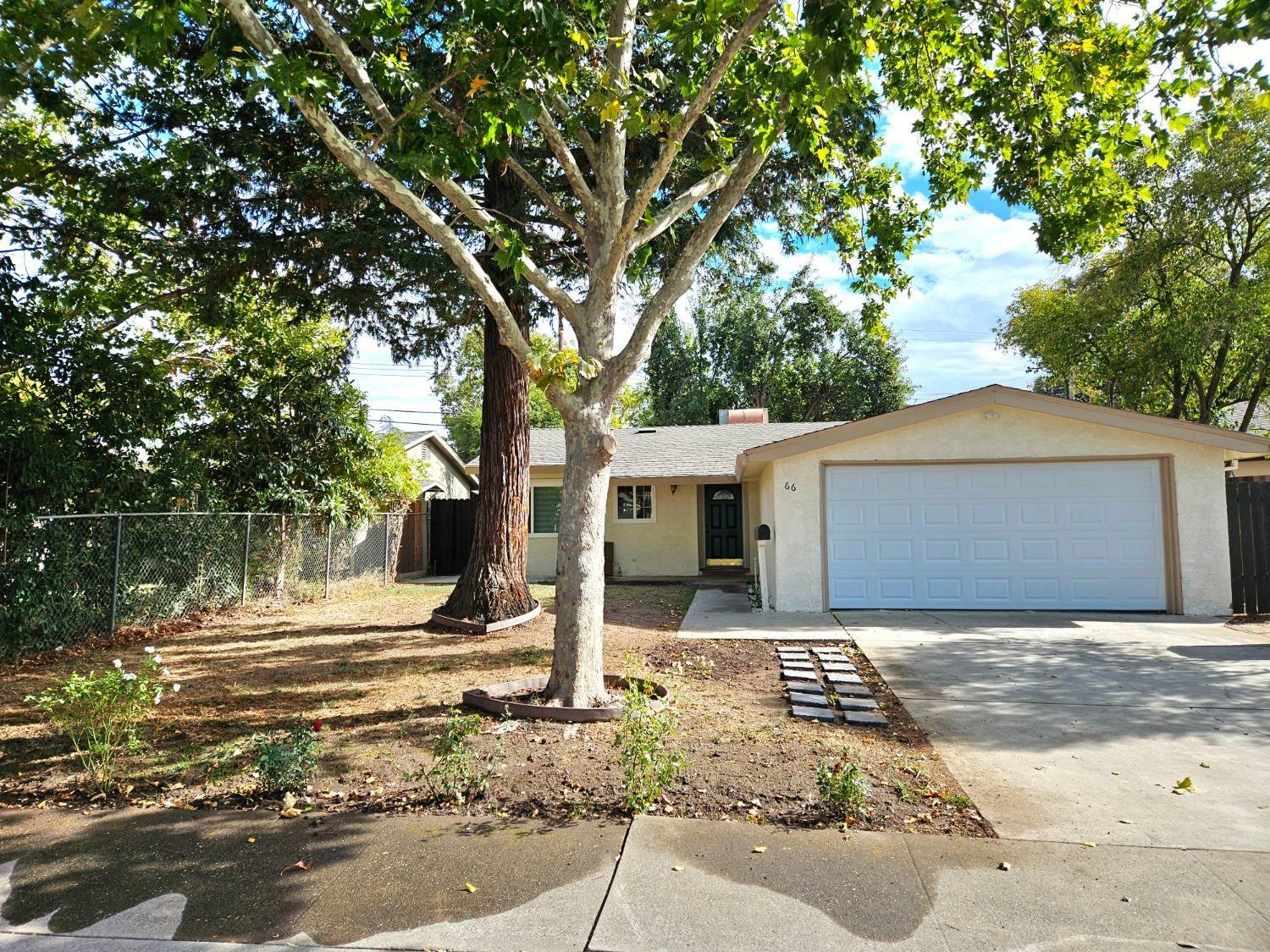 66 Redondo Avenue  Sacramento CA 95815 photo