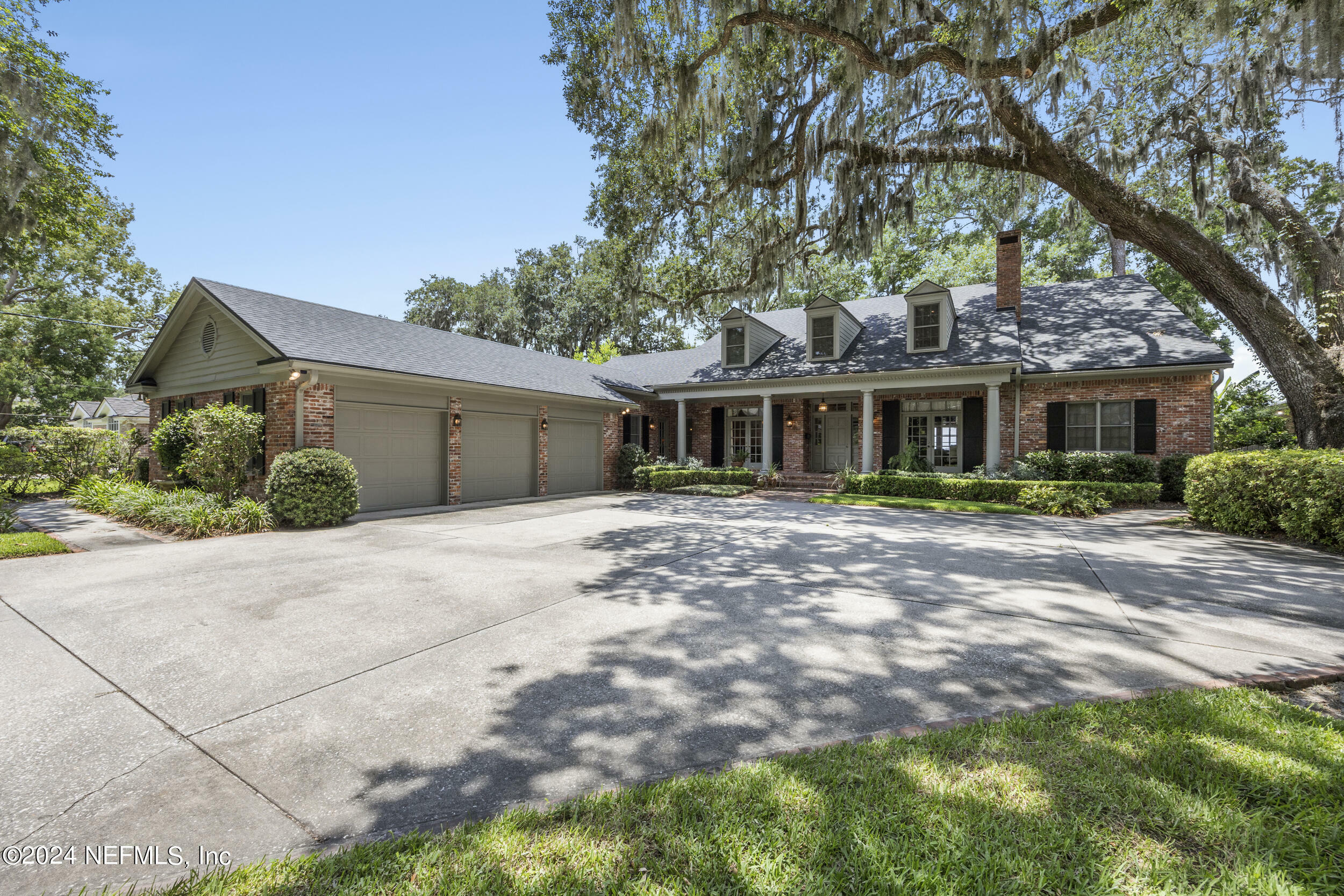 Property Photo:  6914 Almours Drive  FL 32217 