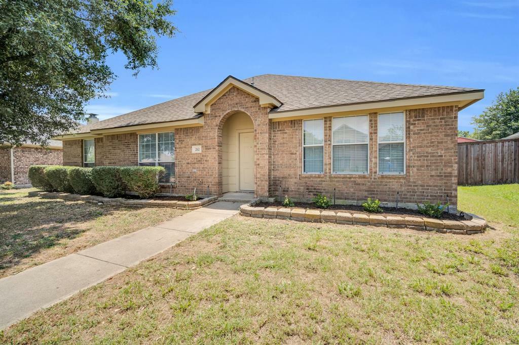 Property Photo:  212 Shady Oaks Lane  TX 75154 