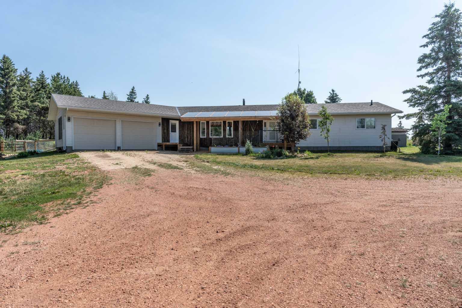 Property Photo: 42245 Hwy 855 AB T0B 2A0