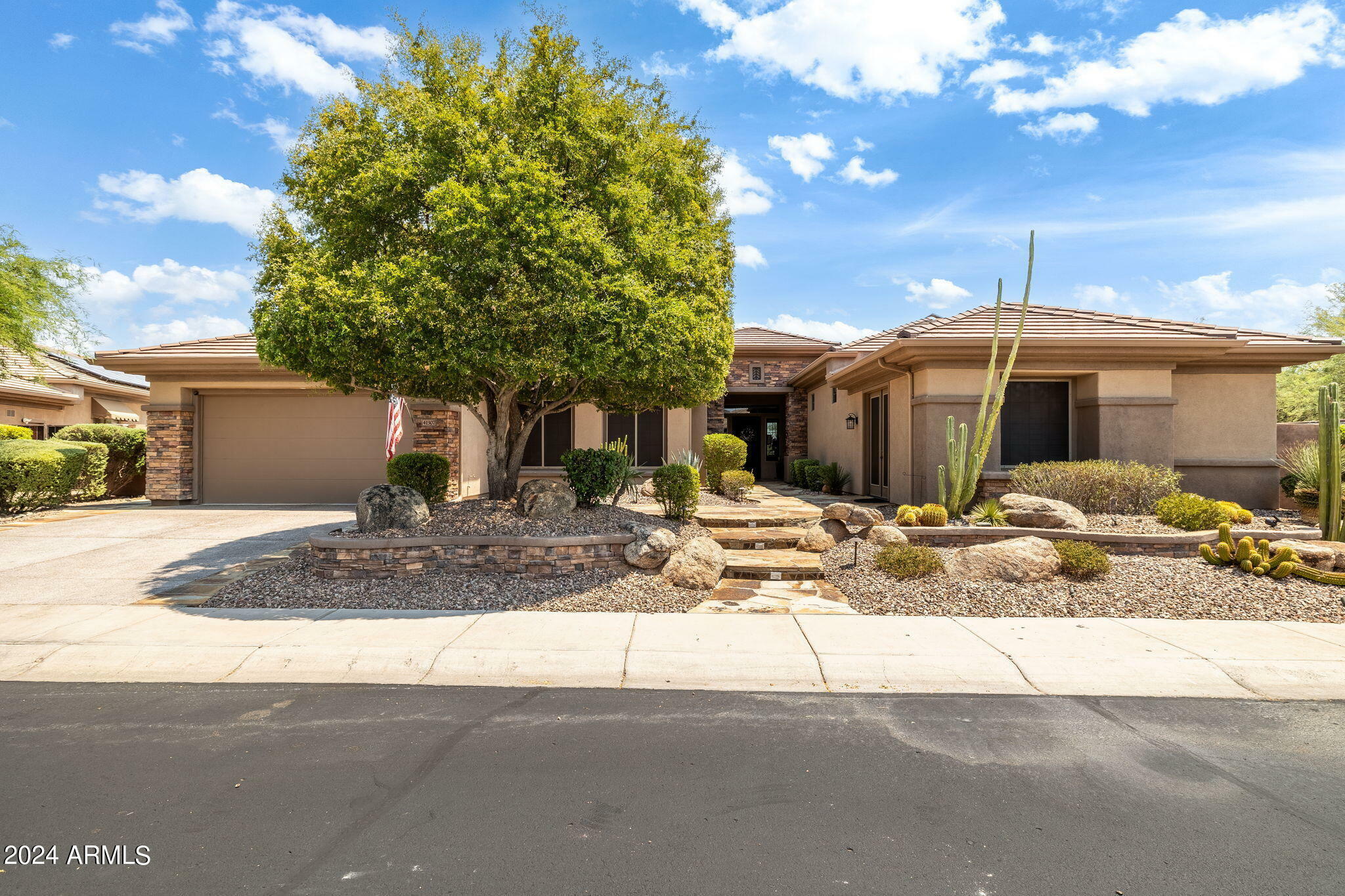 Property Photo:  41307 N Club Pointe Drive  AZ 85086 