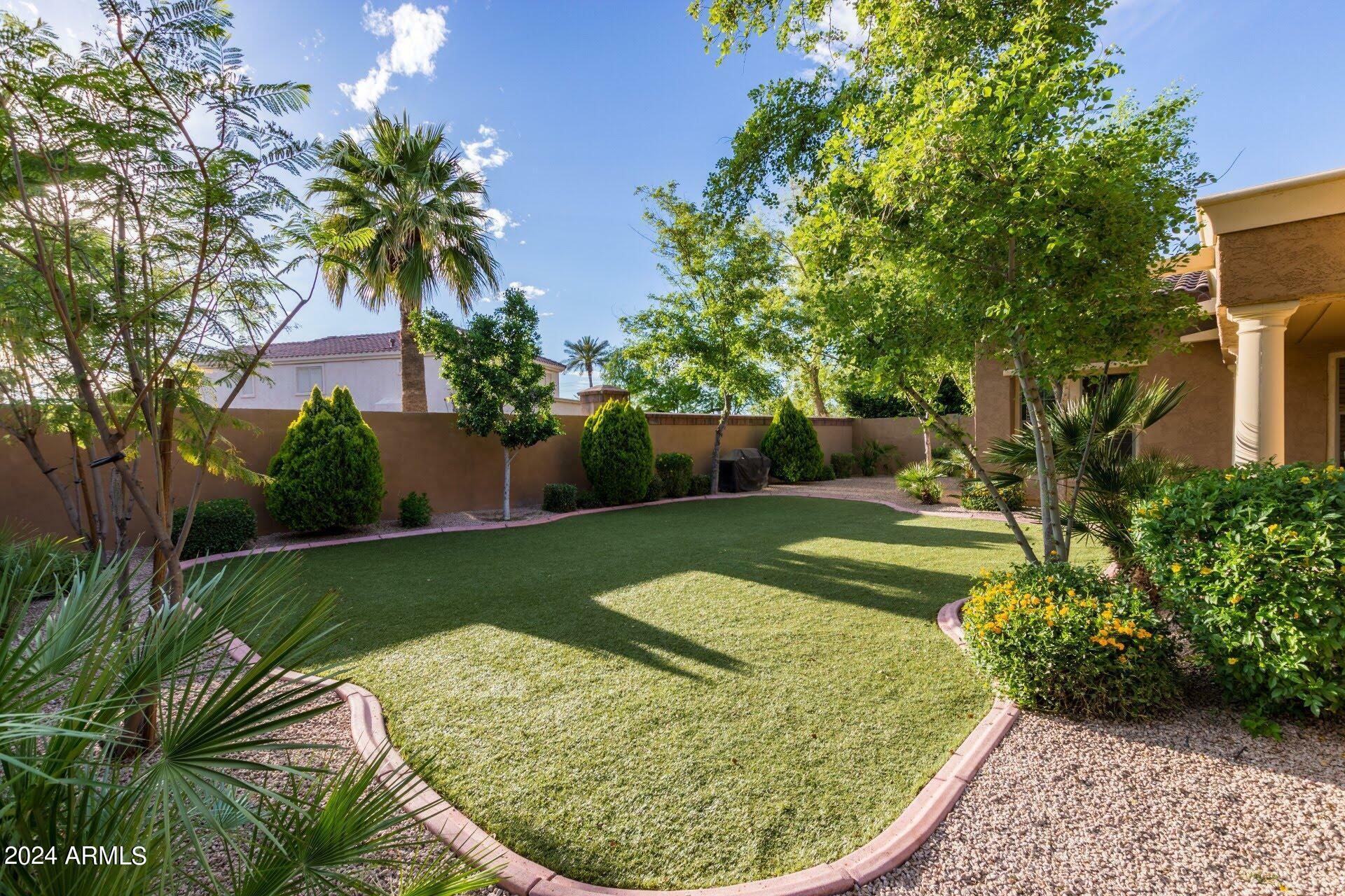 Property Photo:  7648 S La Corta Drive  AZ 85284 