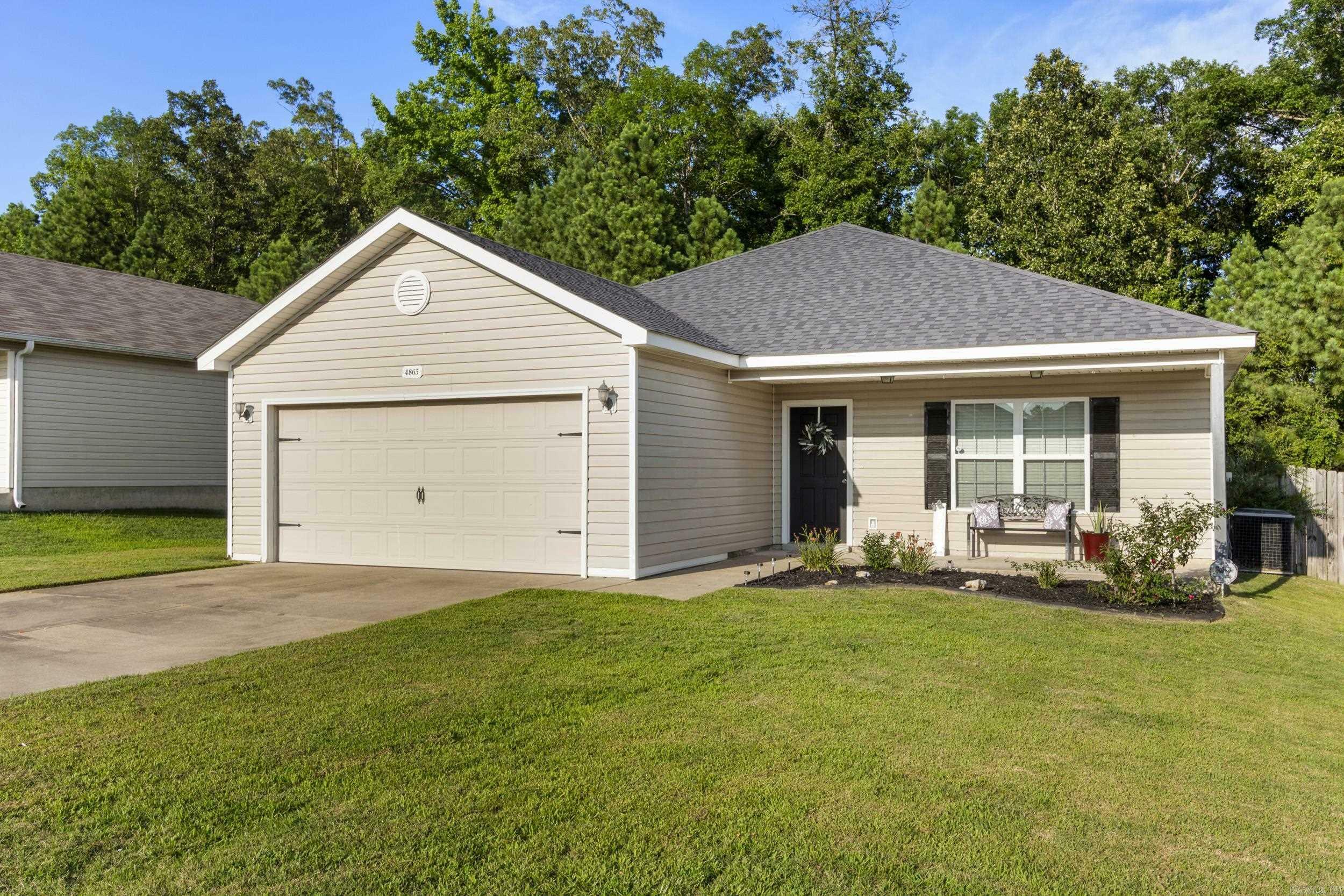 Property Photo: 4865 Tall Grass Drive AR 72019