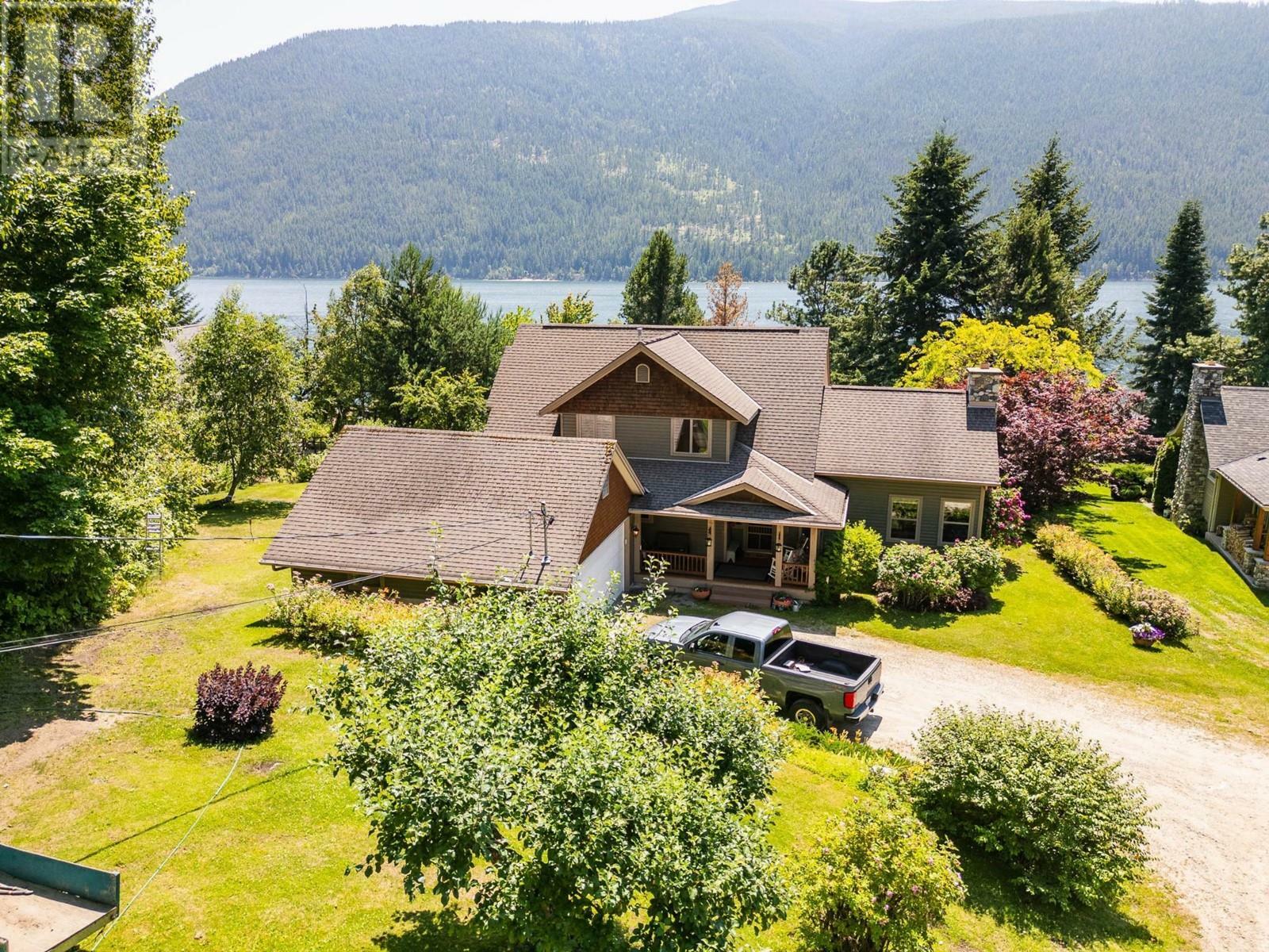 Property Photo:  5244 Highway 3A Other  BC V1L 6N6 