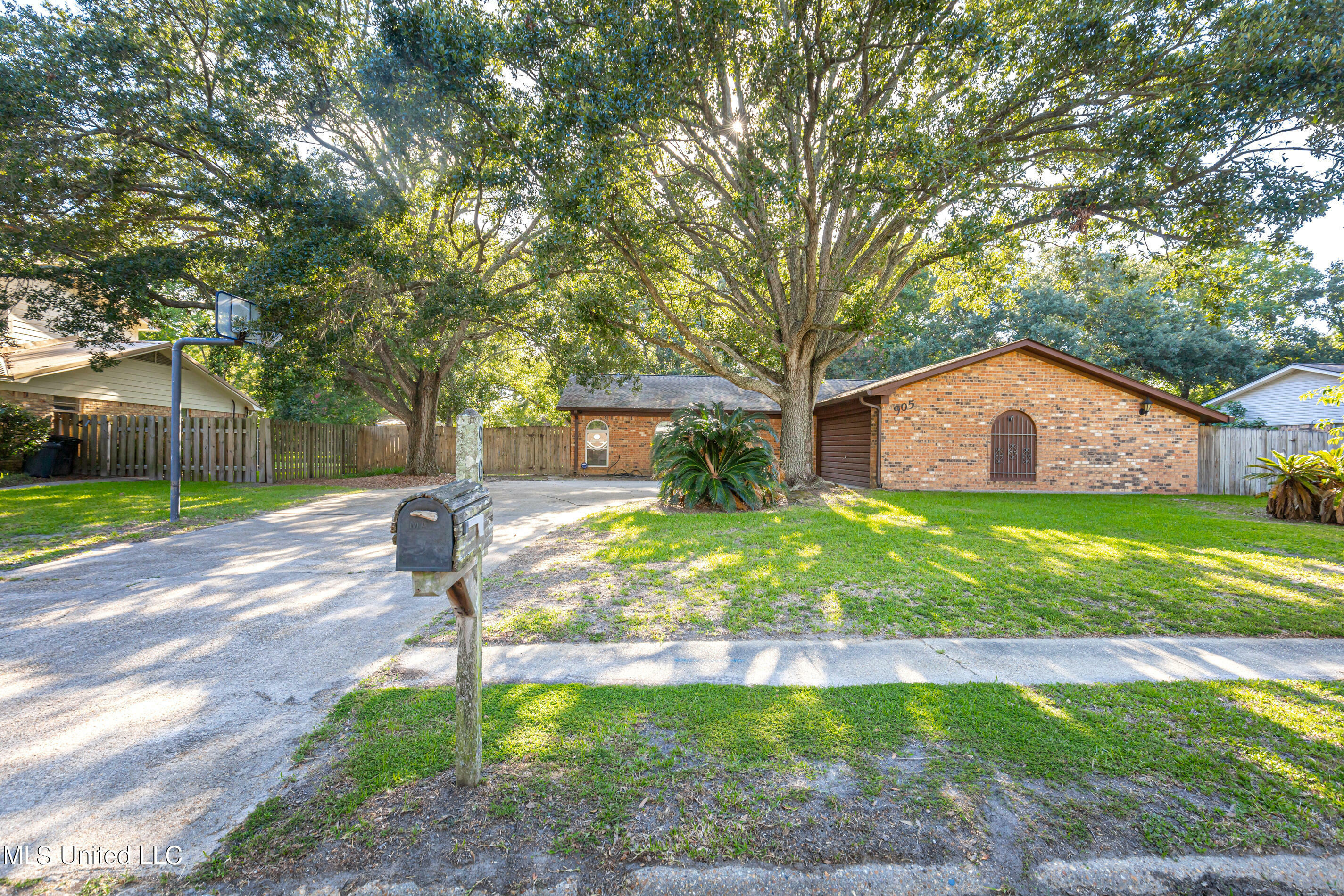 Property Photo:  905 Swordfish Street  MS 39581 