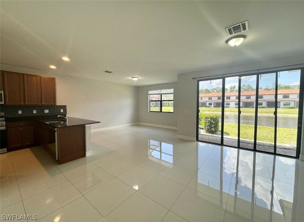 Property Photo:  7758 Bristol Circle  FL 34120 