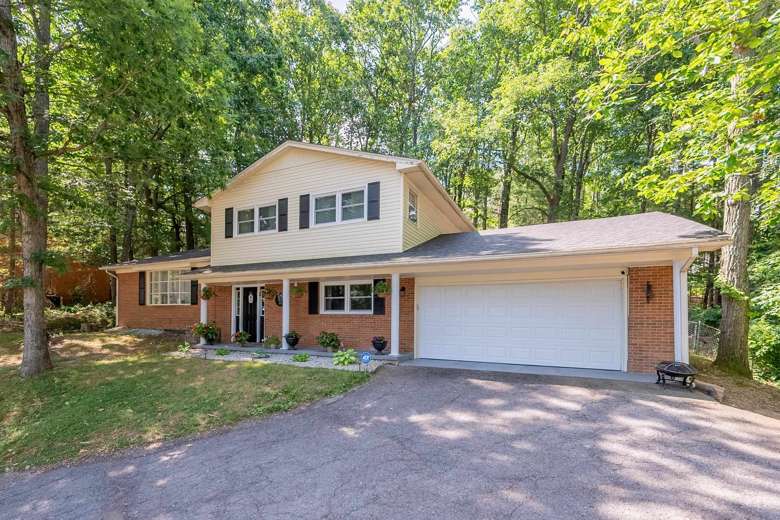 Property Photo:  1265 Chestnut Drive  VA 24073 