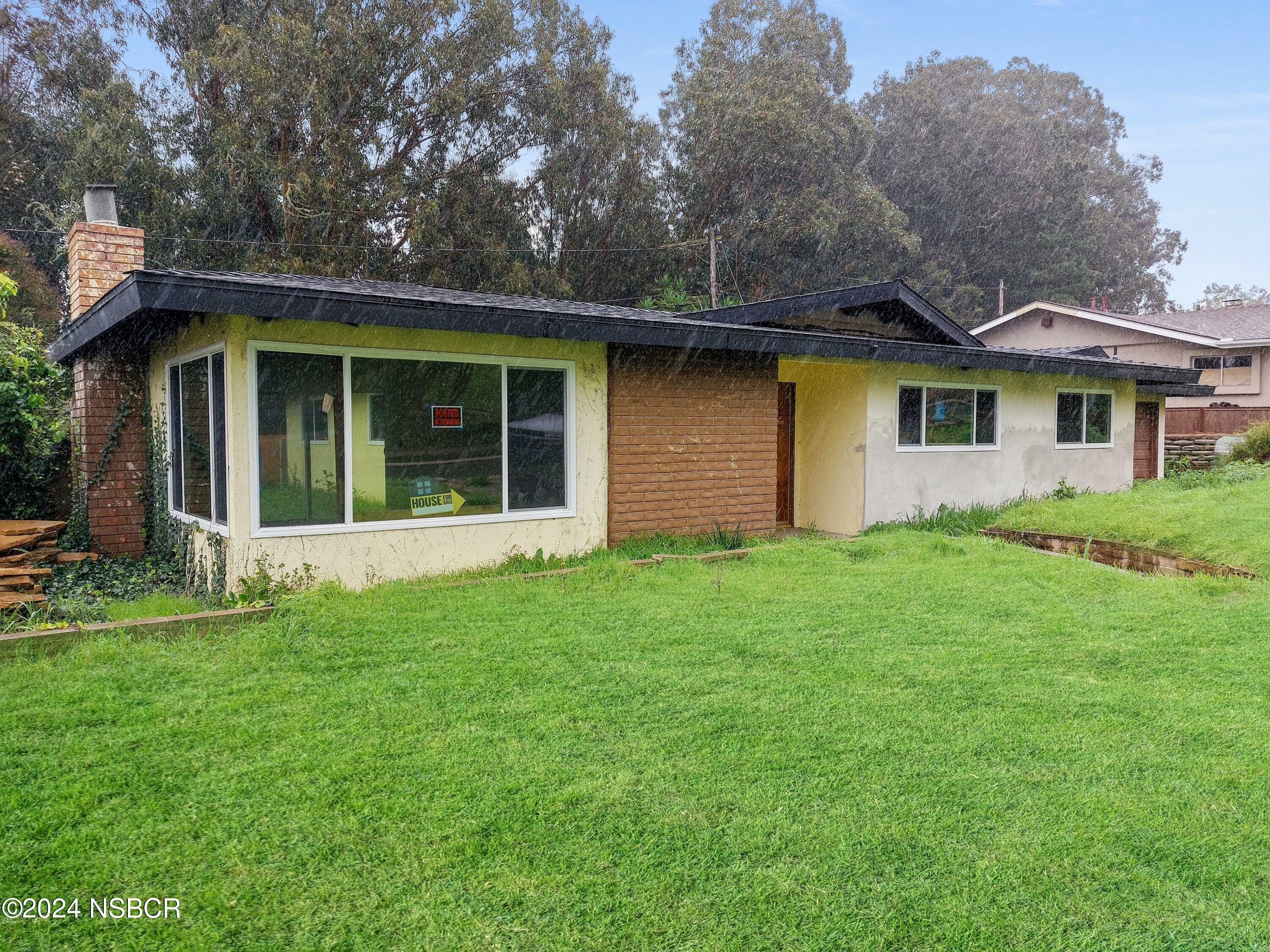 Property Photo:  620 S C Street  CA 93436 