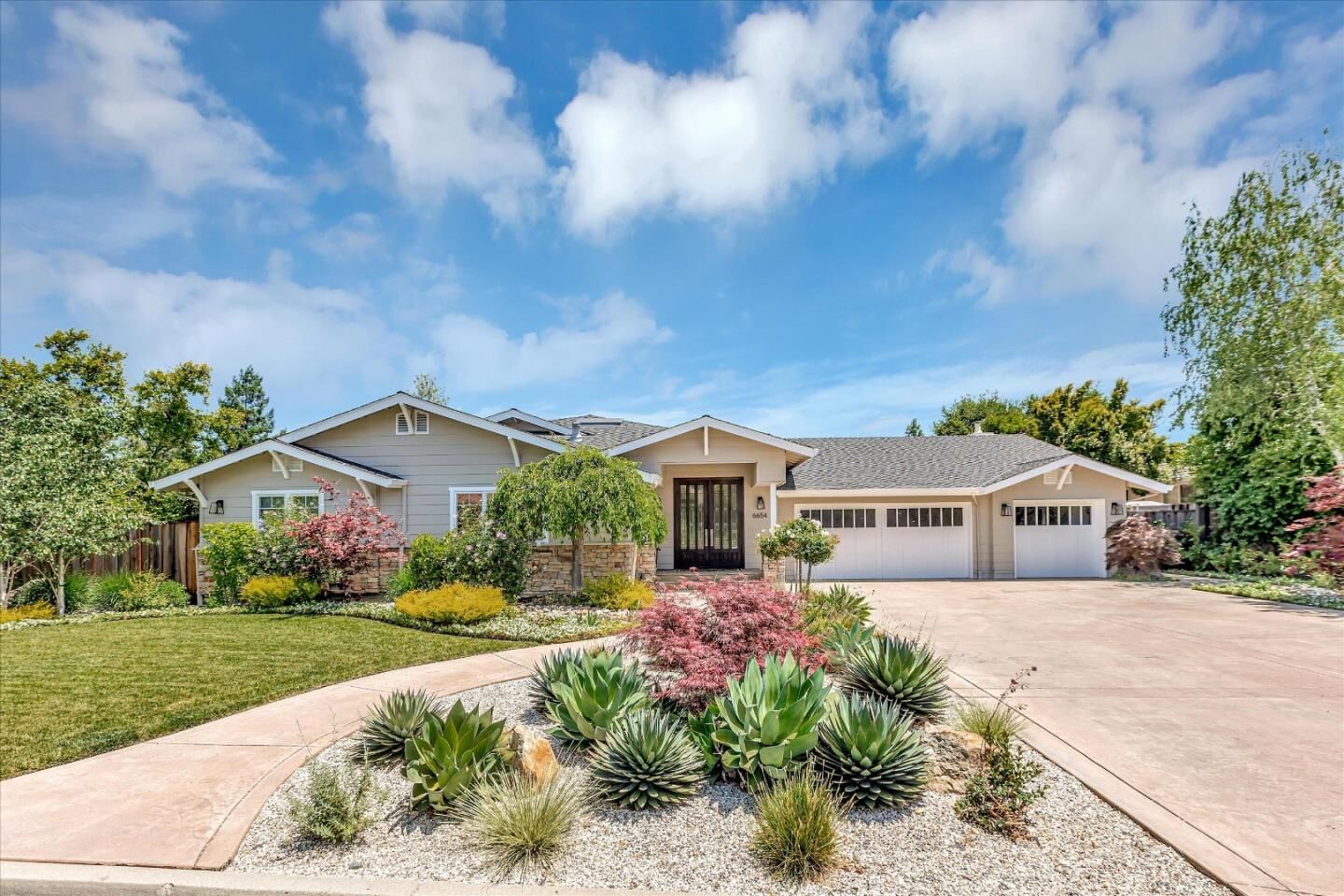 Property Photo: 6654 Leyland Park CA 95120