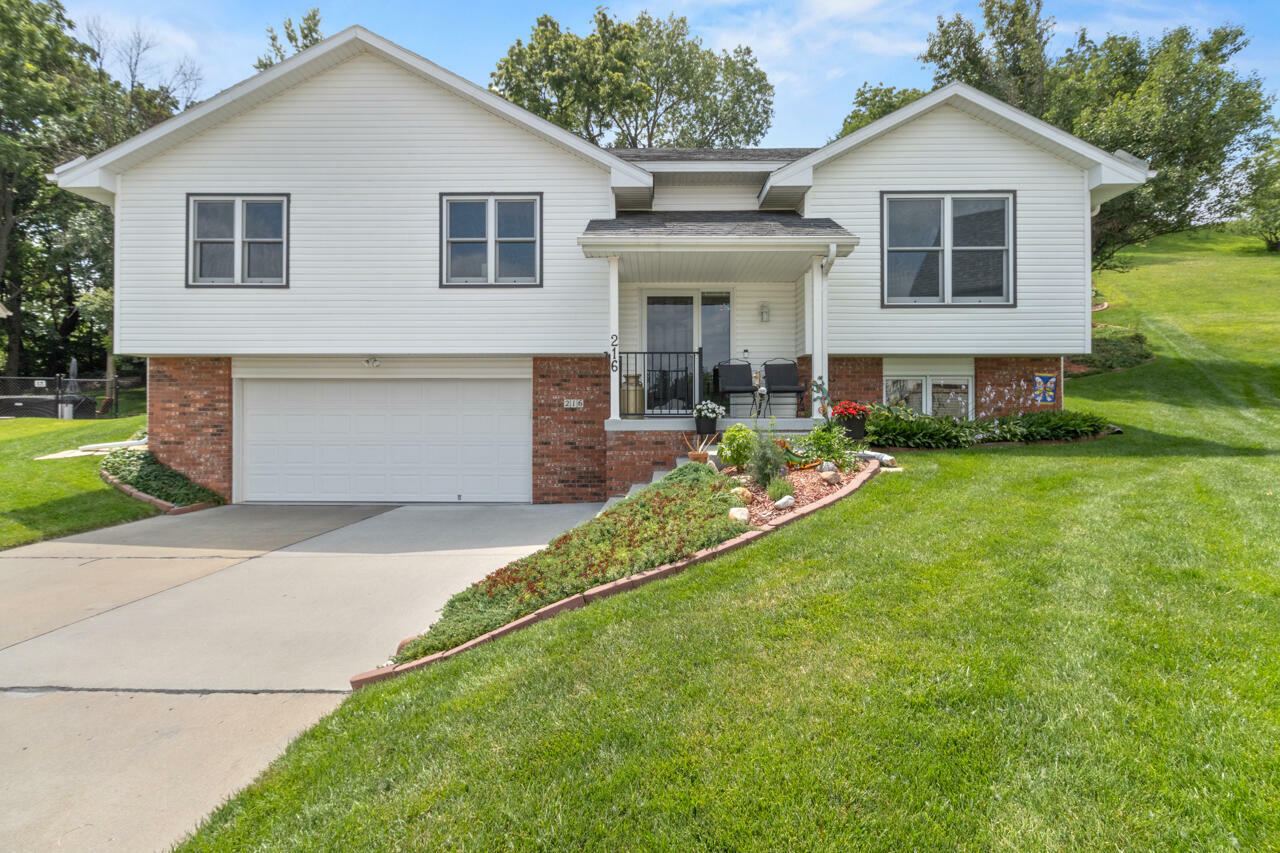 Property Photo:  216 Antioch Drive  IA 51503 