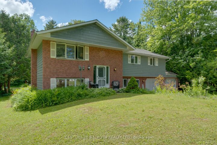 Property Photo: 3998 Martindale Cres ON L3V 0W9