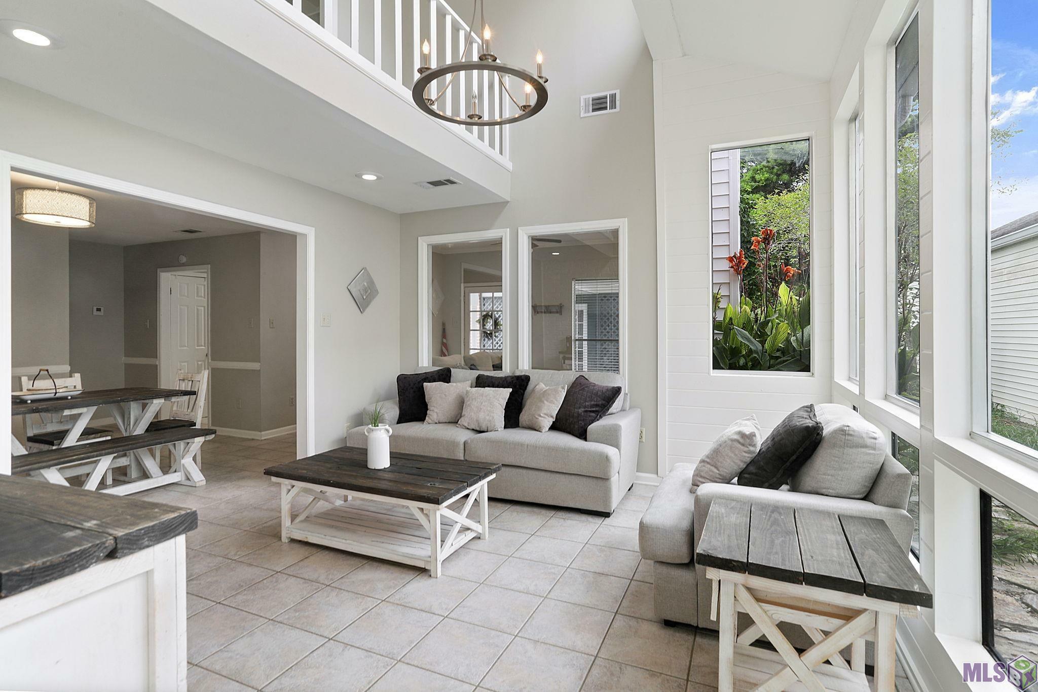 Property Photo:  10706 Misty Hollow Ave  LA 70810 