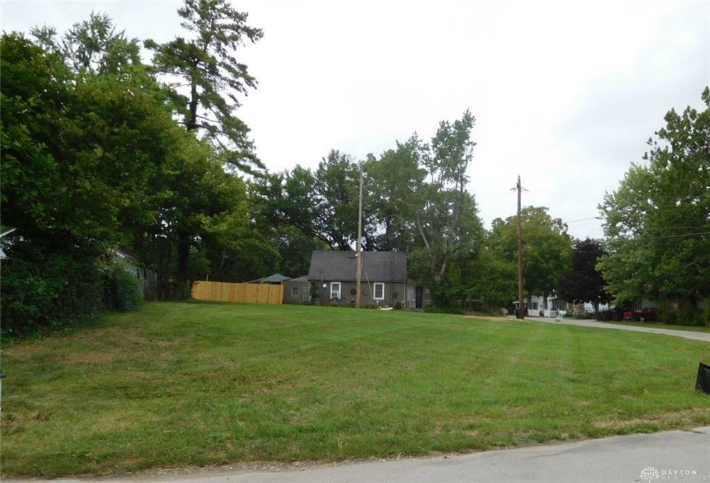 Property Photo:  829 Englewood Drive  OH 45322 