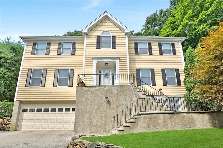 370 Bear Ridge Road  Pleasantville NY 10570 photo