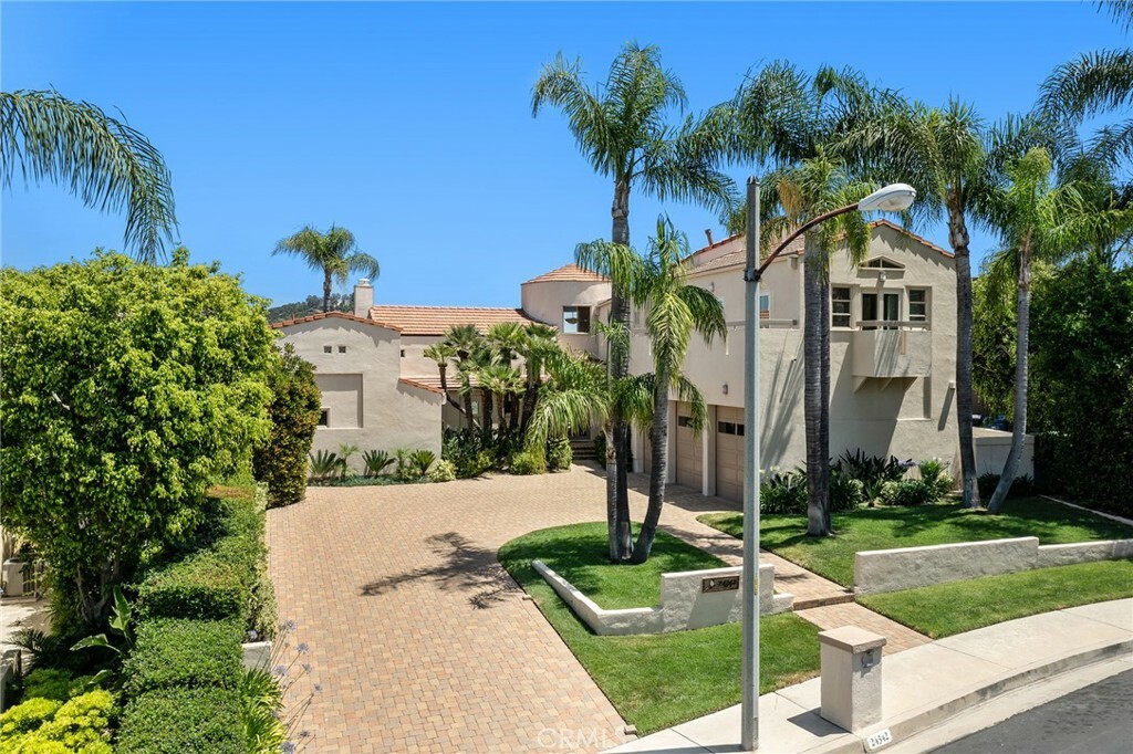 24342 La Masina Court  Calabasas CA 91302 photo