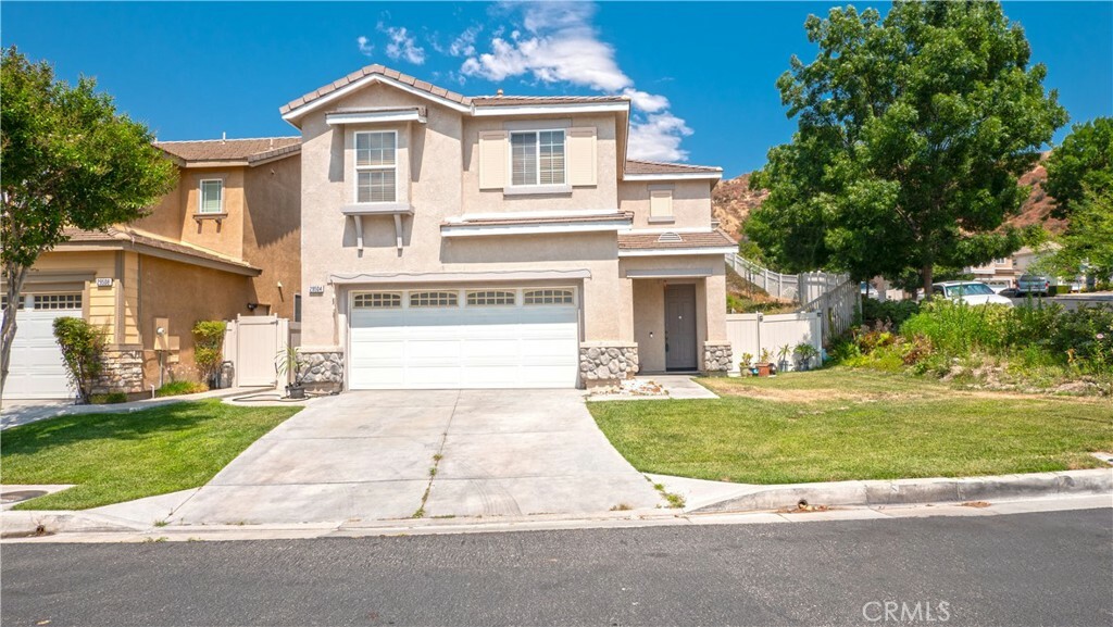 Property Photo:  29504 Kevin Way  CA 91387 