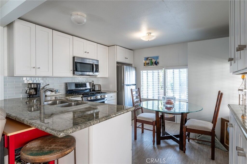 Property Photo: 20550 Earl Street 31 CA 90503