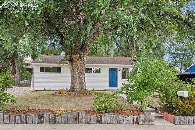 Property Photo:  337 Davie Drive  CO 80911 