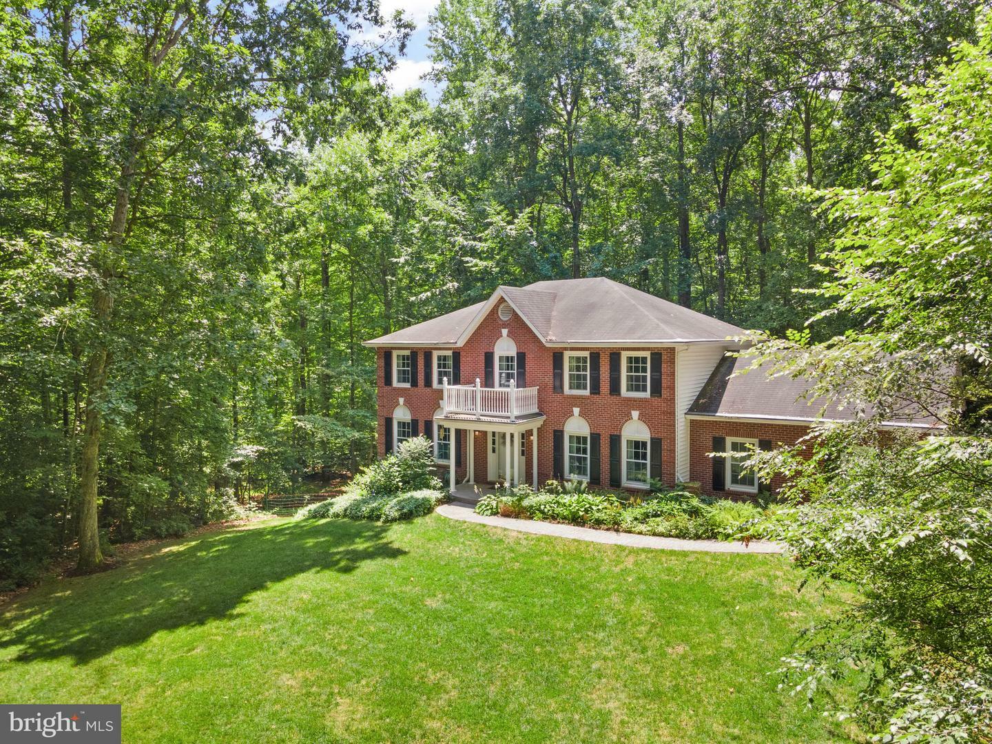 Property Photo:  6621 Flannagan Court  VA 20112 