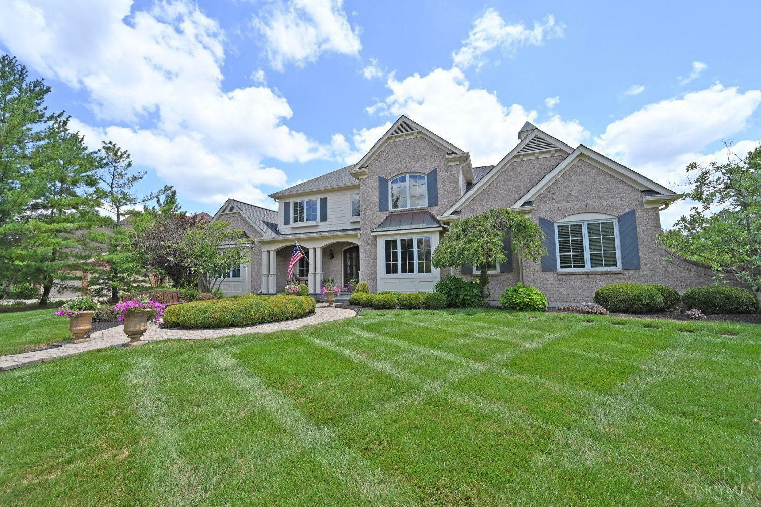 Property Photo:  4923 Chestnut Hill Drive  OH 45040 