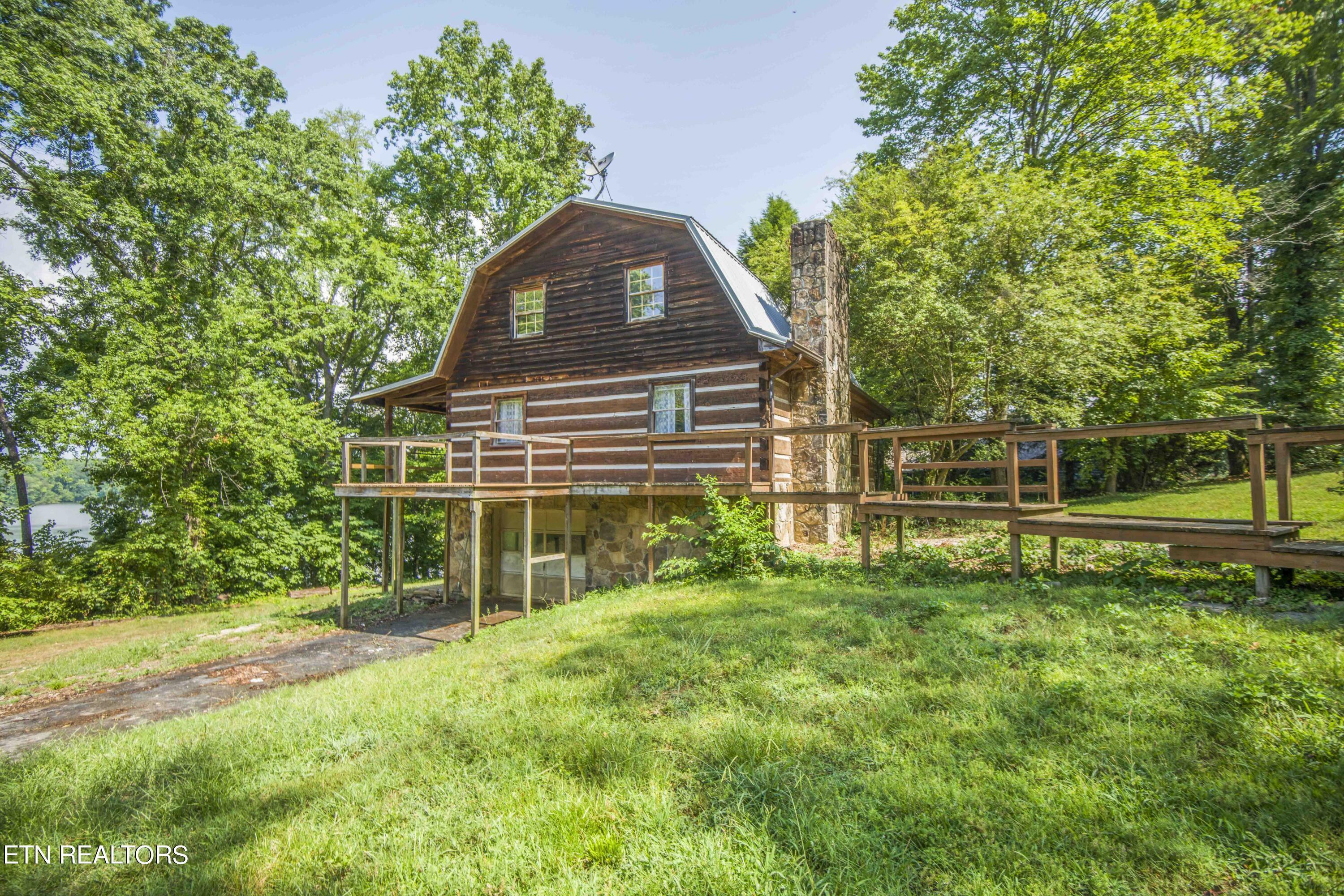 Property Photo:  2151 Sugar Grove Valley Rd  TN 37748 