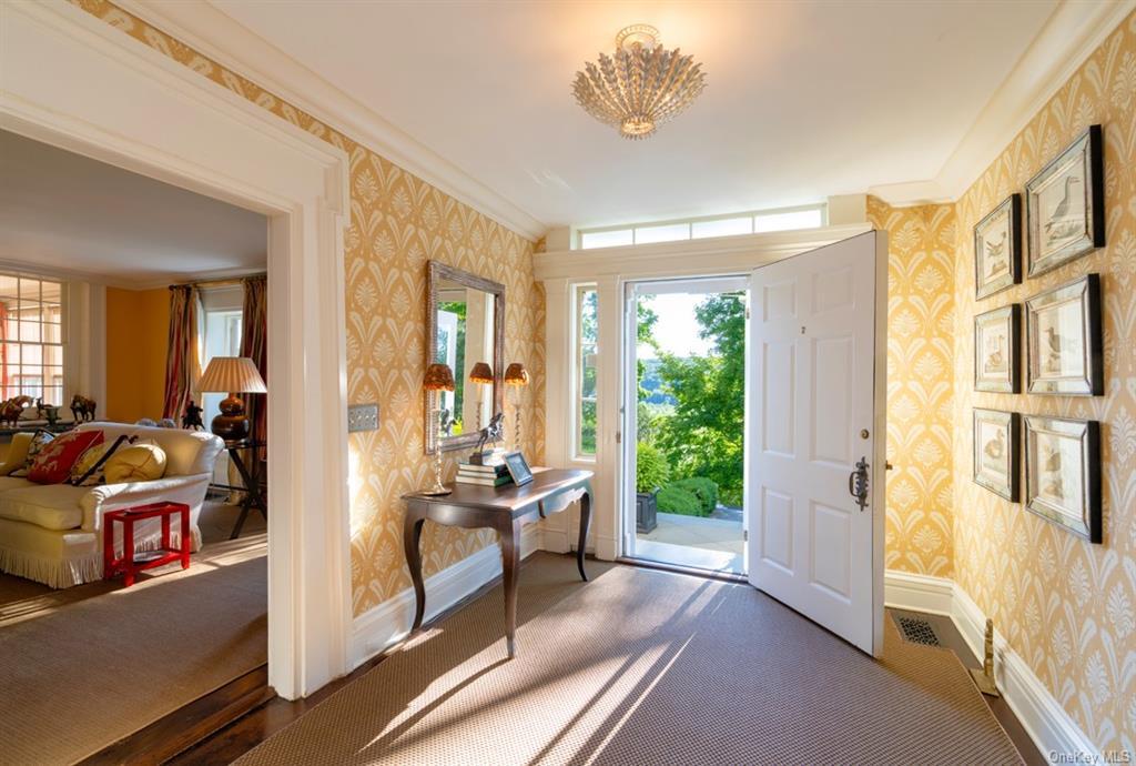 Property Photo: 20 Smithfield Way NY 12501