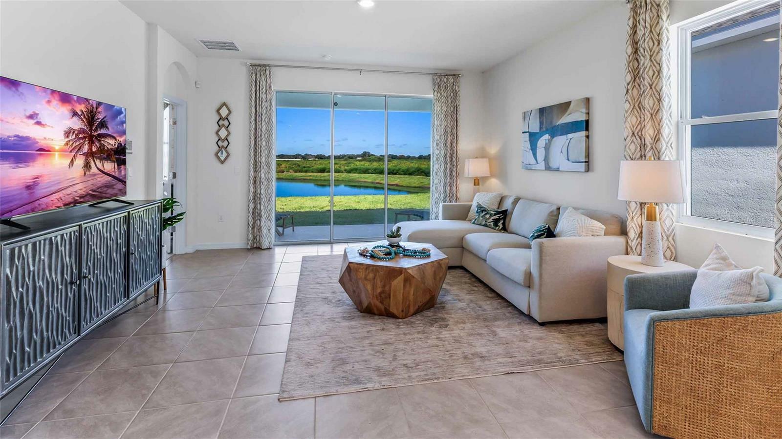 Property Photo:  3327 Shady Sunrise Loop  FL 33565 