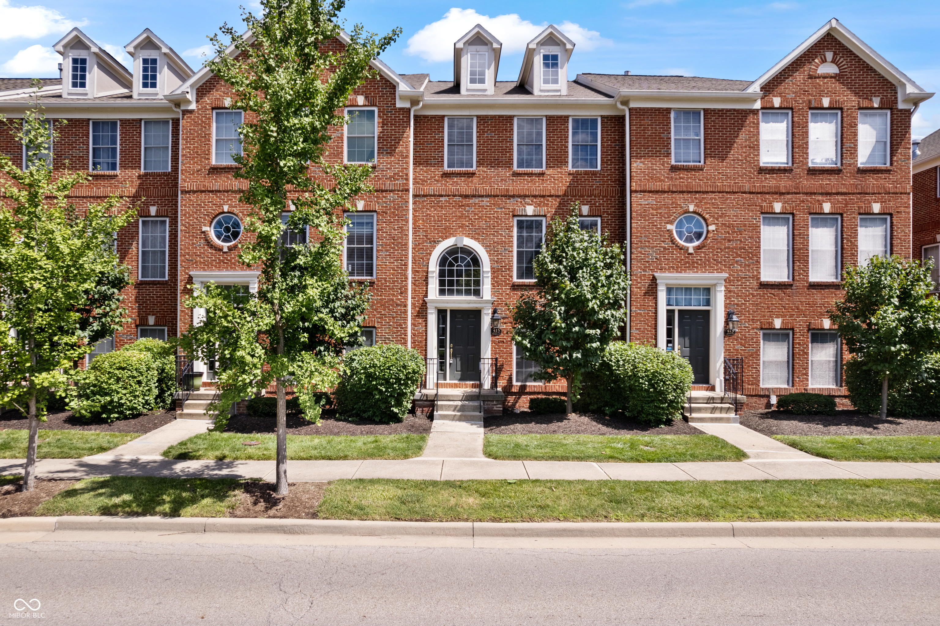 Property Photo:  415 Autumn Drive  IN 46032 