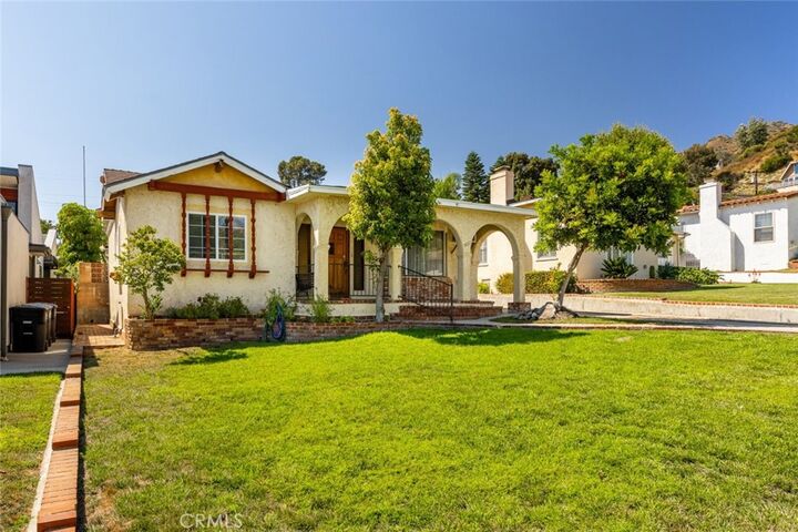Property Photo: 1627 Thompson Avenue CA 91201