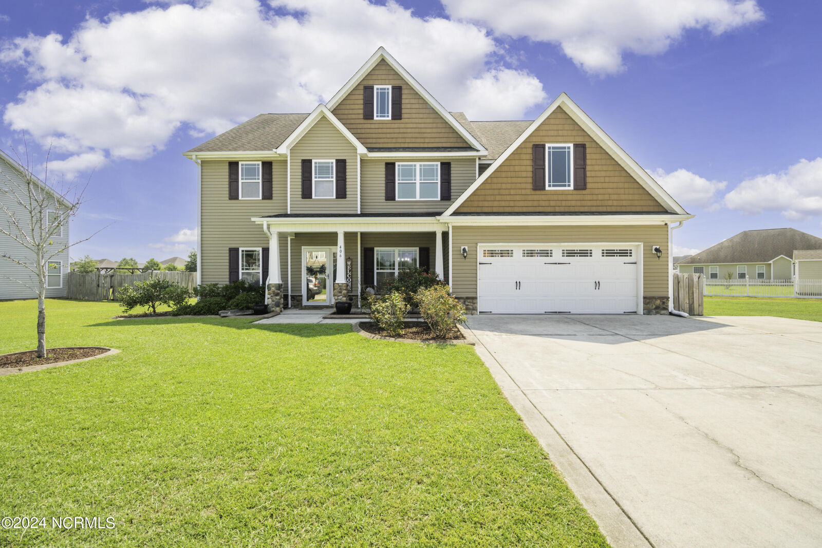 Property Photo:  406 Oldtowne Street  NC 28546 