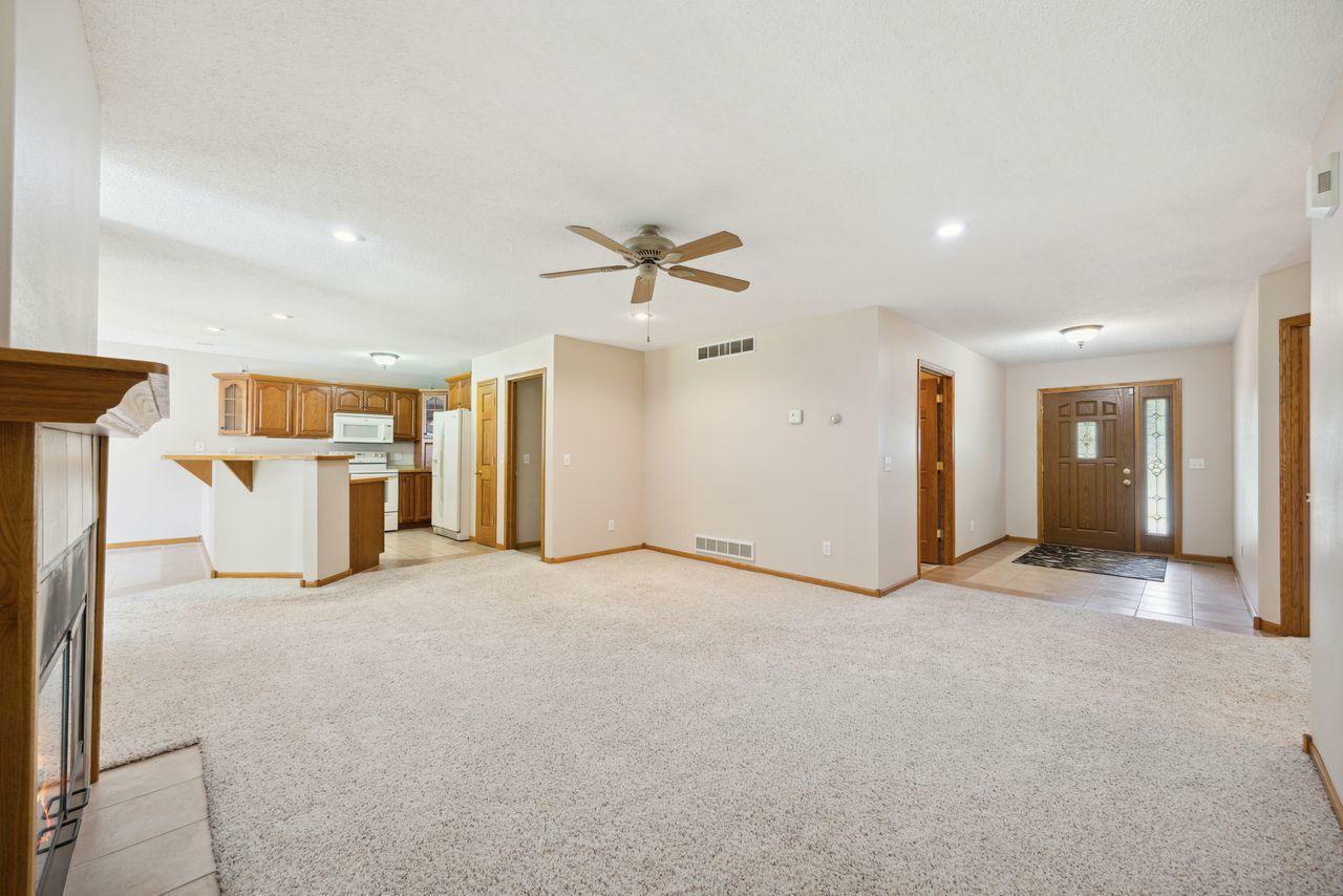 Property Photo:  206 5th Street NW  MN 56345 