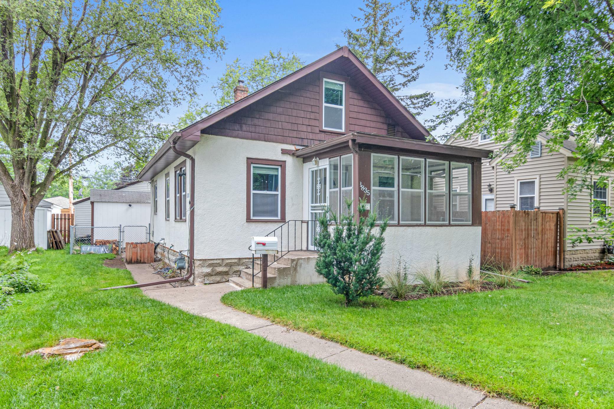 3835 Perry Avenue N  Robbinsdale MN 55422 photo