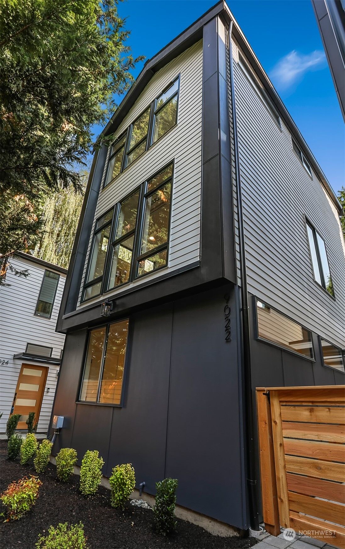 Property Photo:  9022 4th Avenue NW  WA 98117 