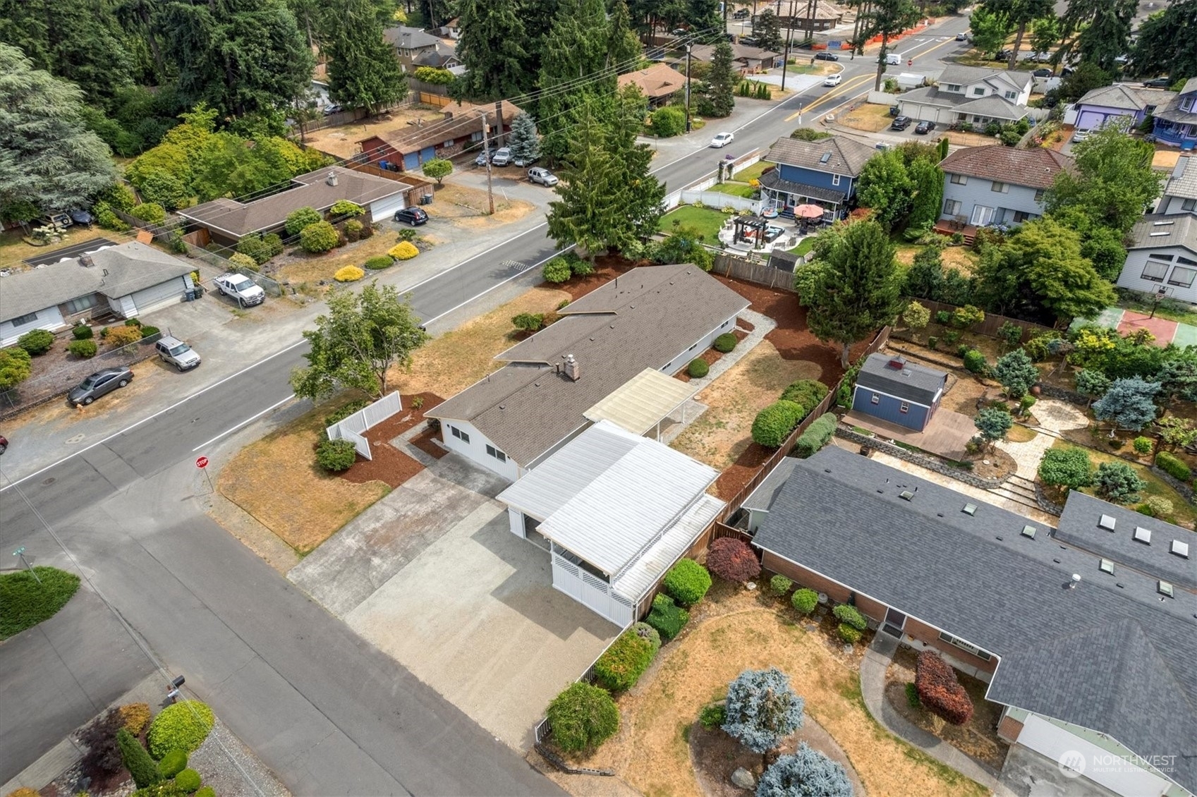 Property Photo:  2104 7th Street SE  WA 98372 